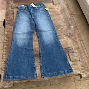 Rolla’s High Rise Flare Jeans NWT